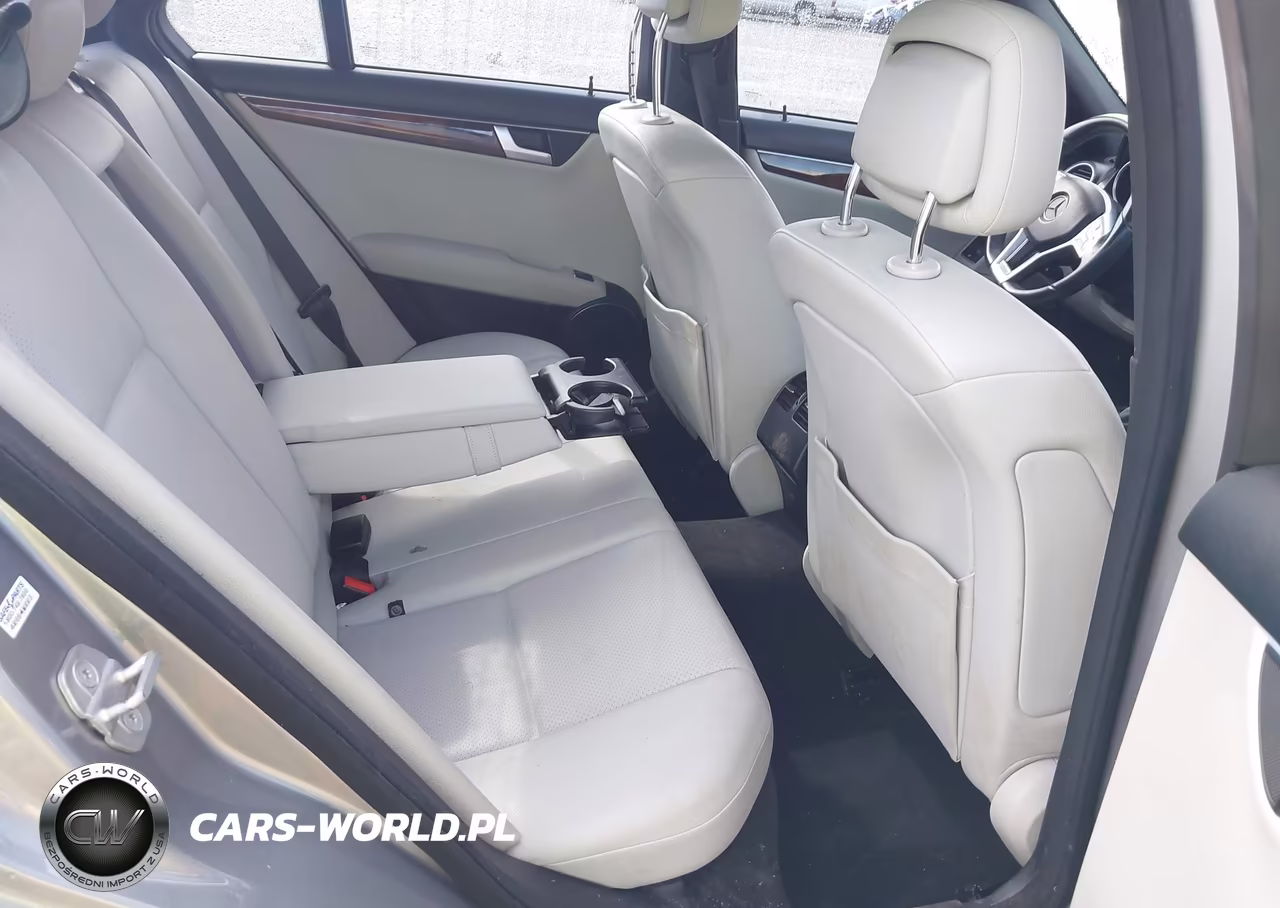 2012 Mercedes-Benz C 250 Sport VIN:WDDGF4HB1CR212115 - 8