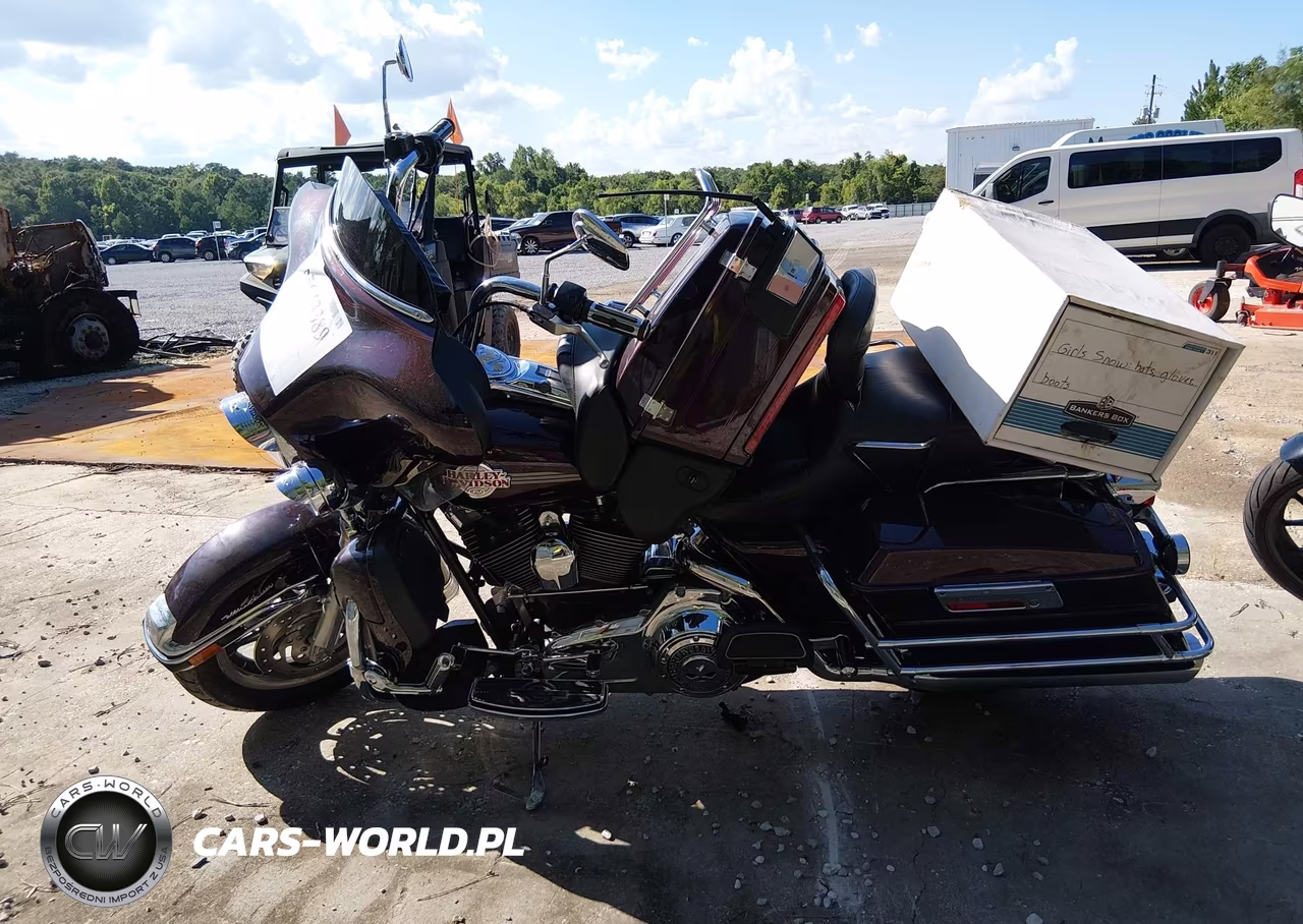 2007 Harley-Davidson Flhtcui VIN:1HD1FC4187Y613131 - 13