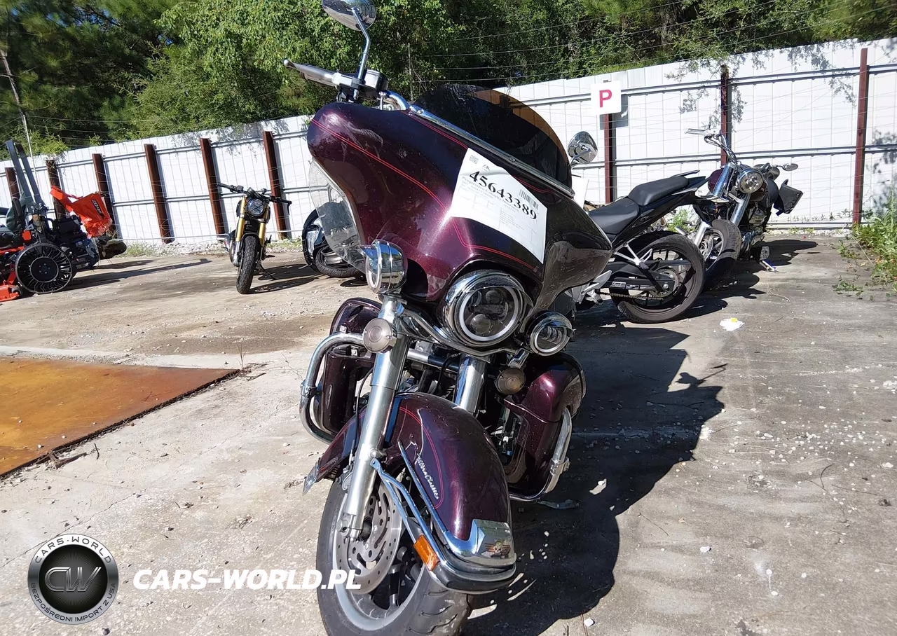 2007 Harley-Davidson Flhtcui VIN:1HD1FC4187Y613131 - 5