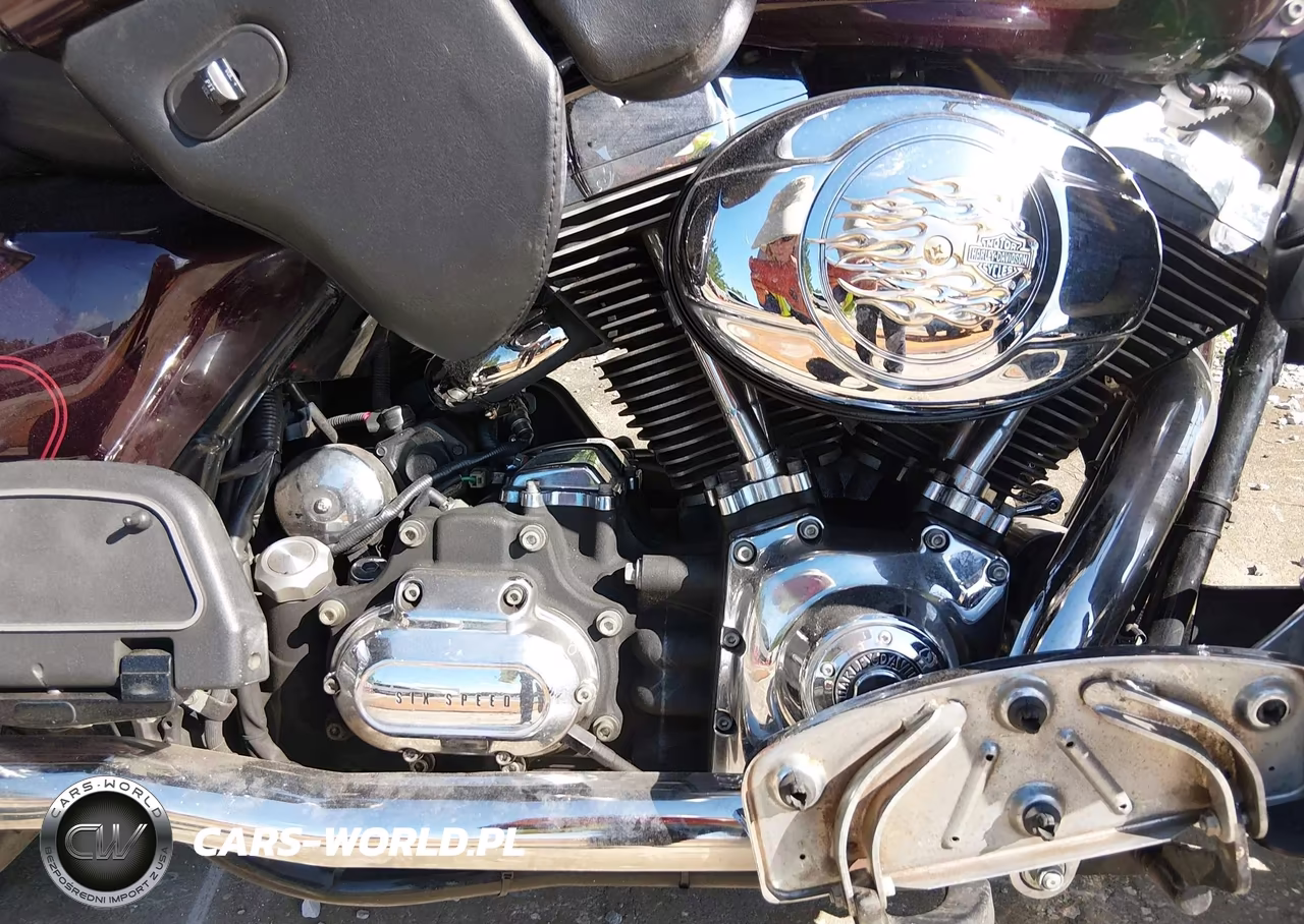 2007 Harley-Davidson Flhtcui VIN:1HD1FC4187Y613131 - 8