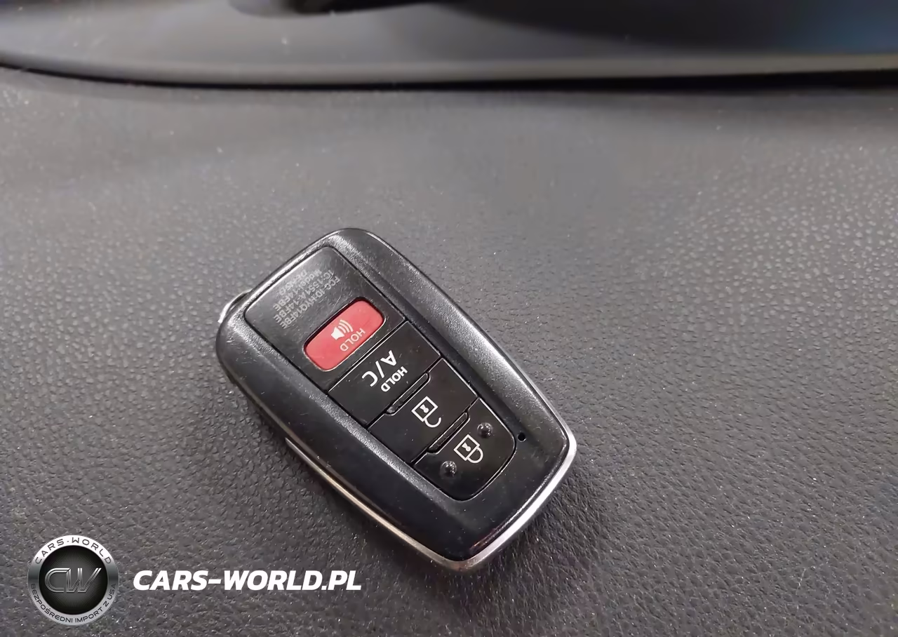 2017 Toyota Prius Prime Advanced VIN:JTDKARFP0H3060479 - 11