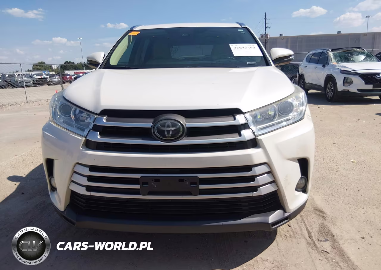 2018 Toyota Highlander Xle VIN:5TDKZRFH1JS534087 - 13