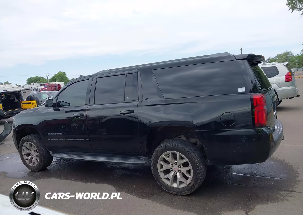 2016 Chevrolet Suburban Lt VIN:1GNSCHKC5GR459849 - 14