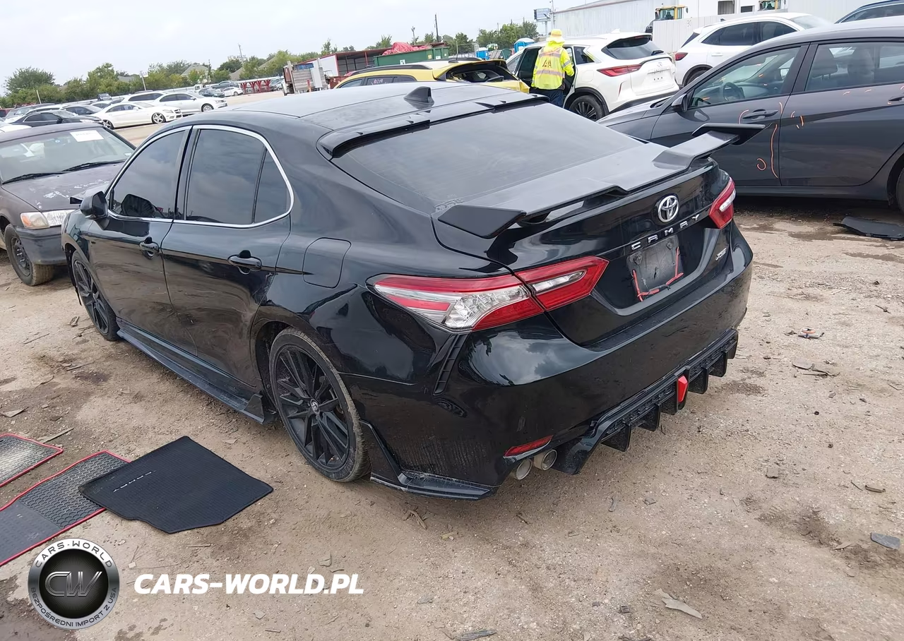 2019 Toyota Camry Xse VIN:4T1B61HK7KU166901 - 3