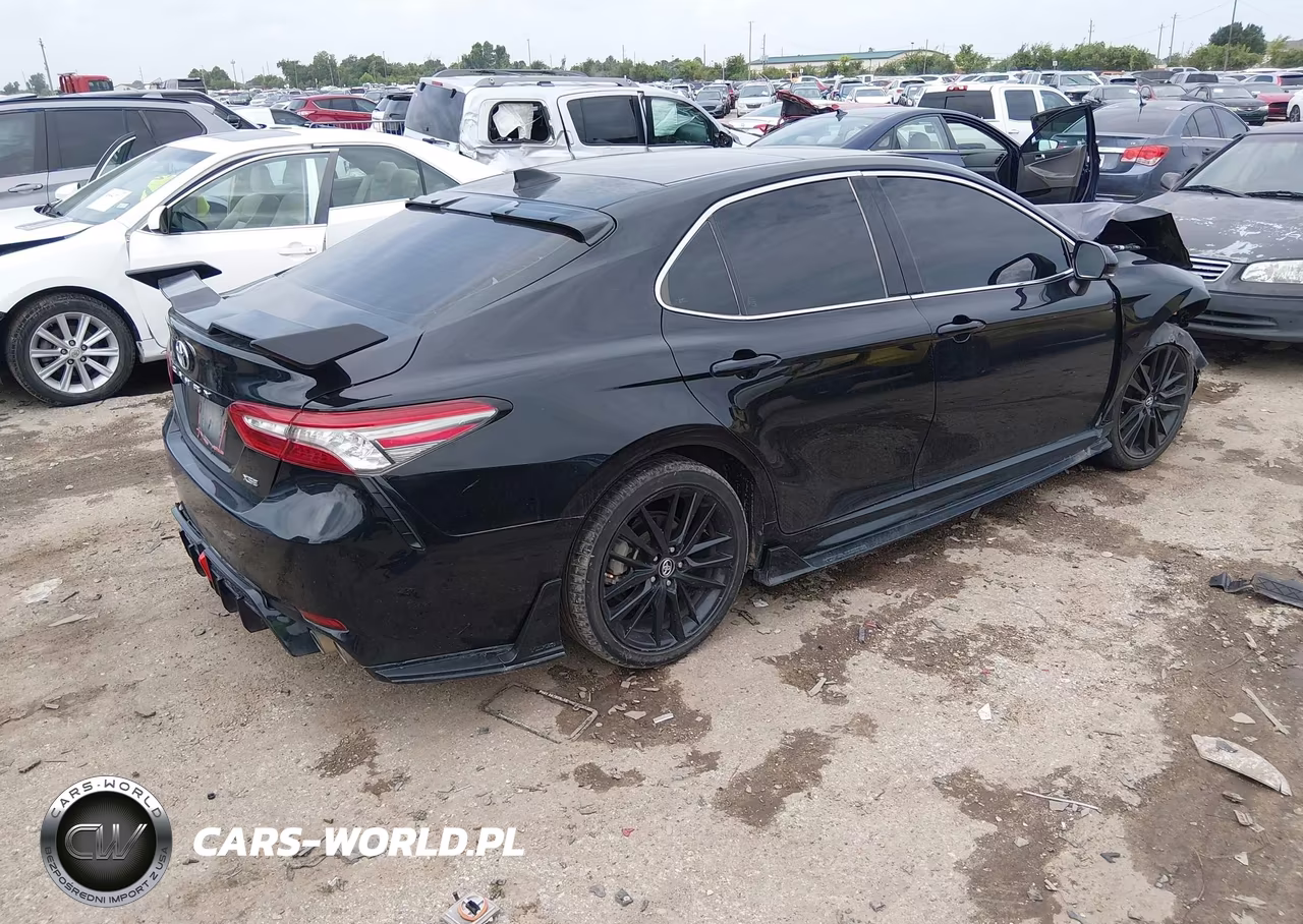 2019 Toyota Camry Xse VIN:4T1B61HK7KU166901 - 4