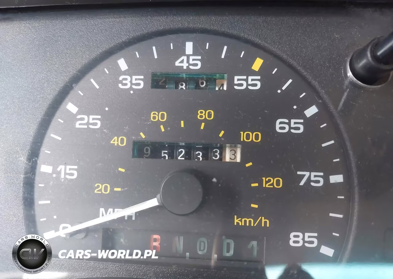 1993 Ford Taurus Gl VIN:1FALP52U3PA252812 - 7