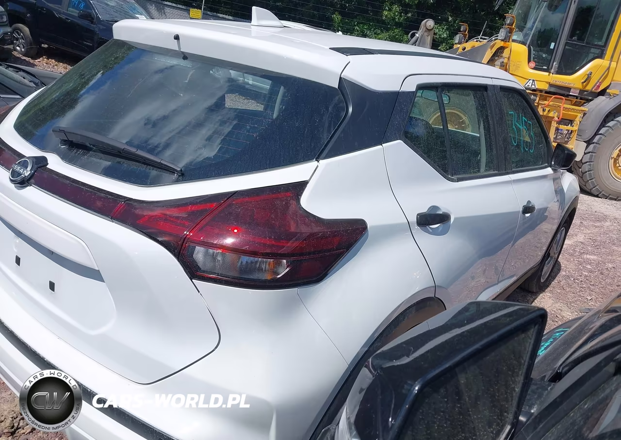 2025 Nissan Kicks Play S VIN:3N1CP5BVXSL483276 - 4