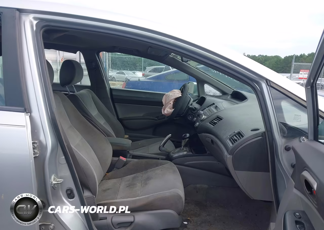 2008 Honda Civic Lx VIN:2HGFA16528H304942 - 5