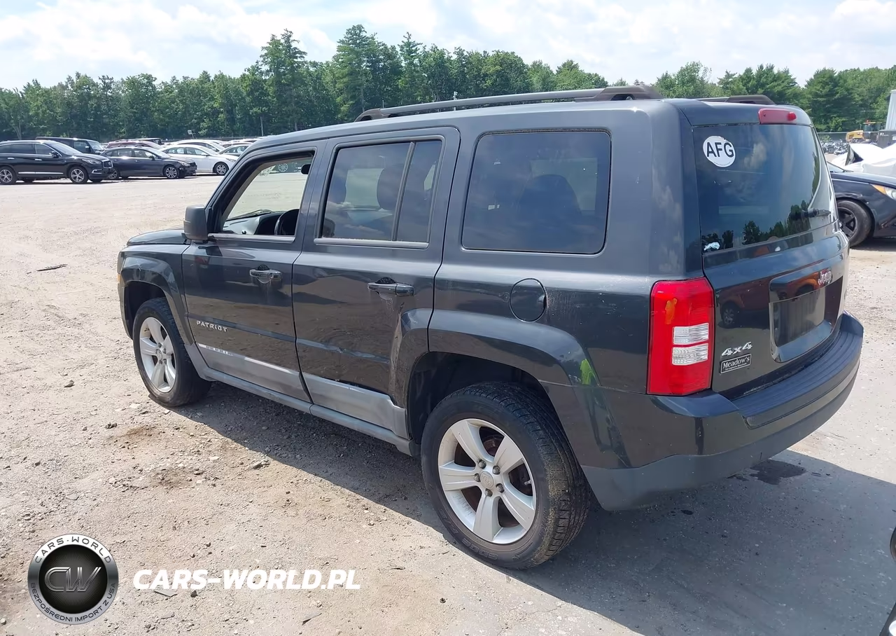 2011 Jeep Patriot Sport VIN:1J4NF1GB9BD114957 - 3