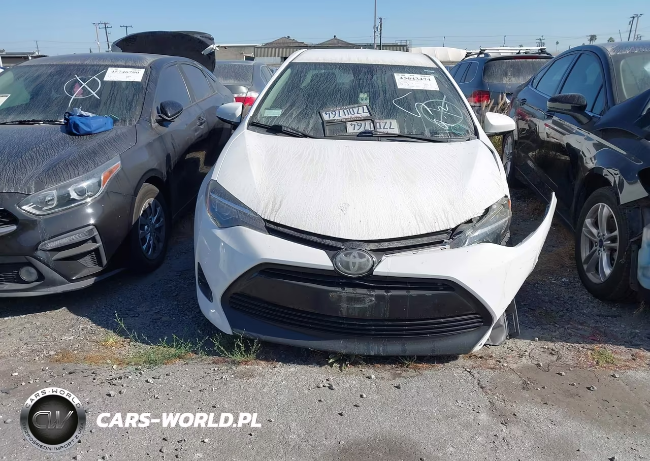 2017 Toyota Corolla Le VIN:2T1BURHE6HC943433 - 13