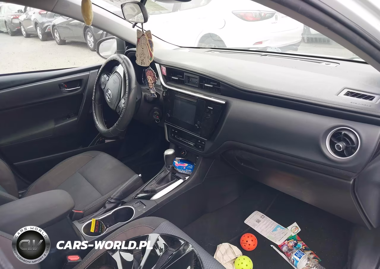 2017 Toyota Corolla Le VIN:2T1BURHE6HC943433 - 5