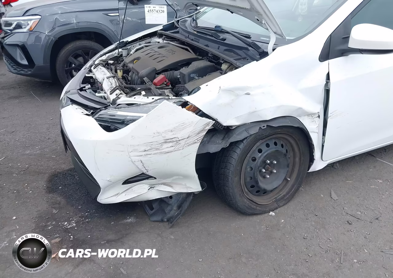 2017 Toyota Corolla Le VIN:2T1BURHE6HC943433 - 6