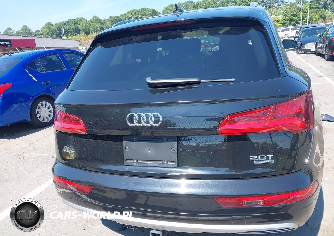 2018 Audi Q5 2.0T Premium-2.0T Tech Premium VIN:WA1ANAFY5J2039899 - 17