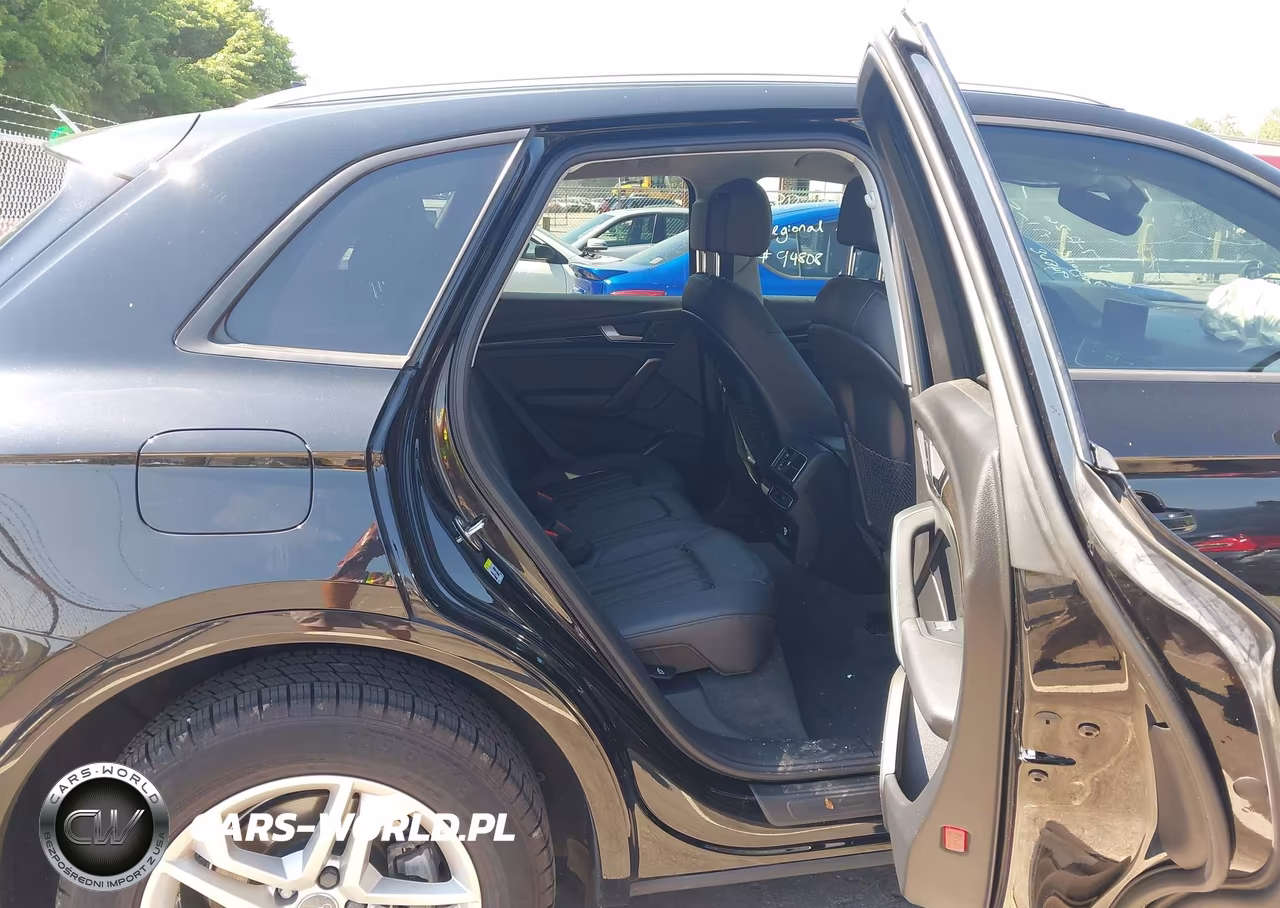 2018 Audi Q5 2.0T Premium-2.0T Tech Premium VIN:WA1ANAFY5J2039899 - 8