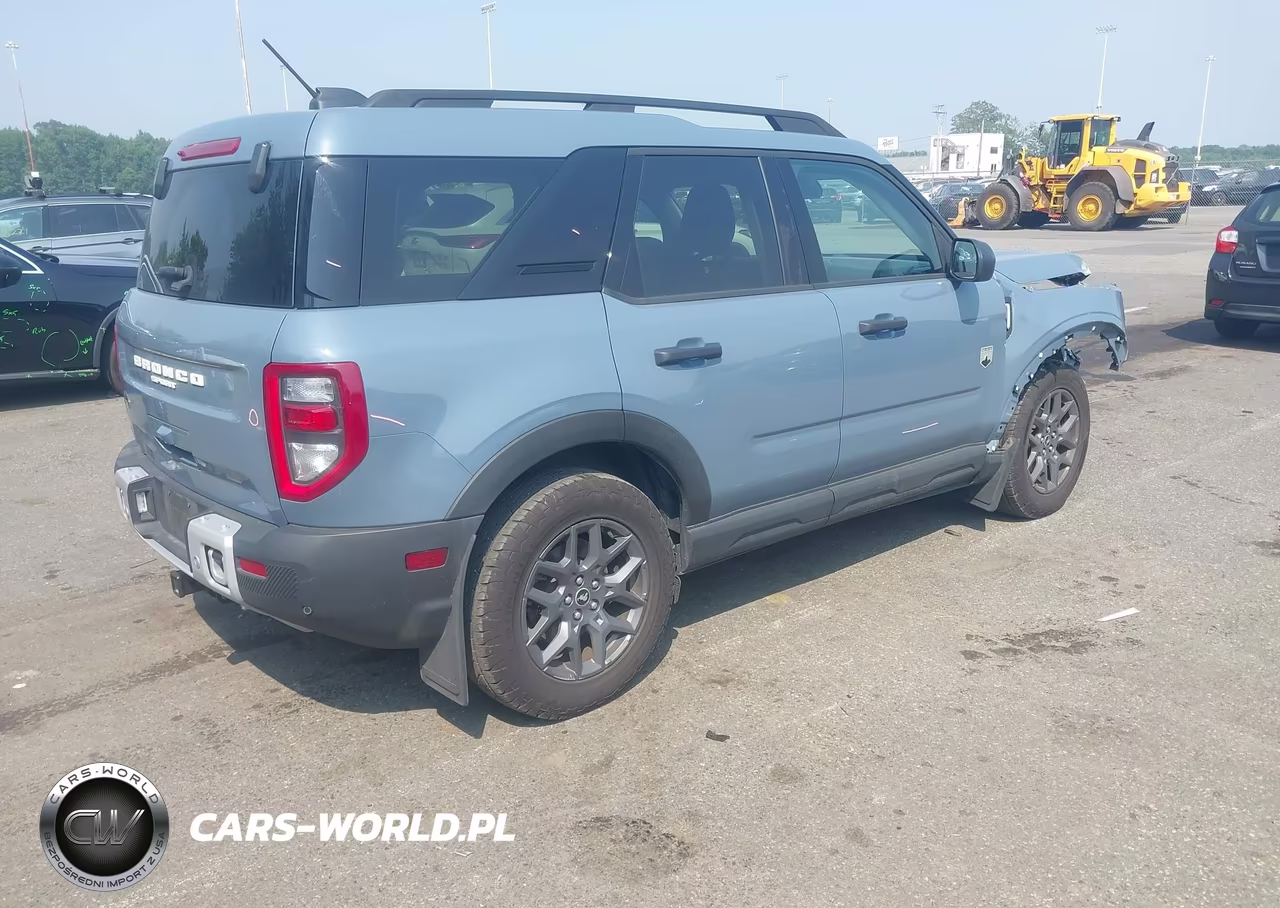 2025 Ford Bronco Sport Big Bend VIN:3FMCR9BN7SRE98082 - 4