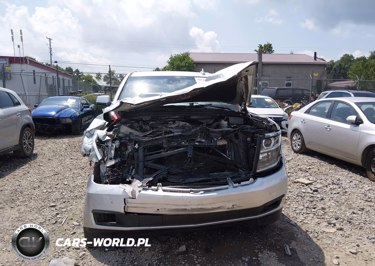 2019 Chevrolet Suburban Lt VIN:1GNSKHKC0KR285314 - 12