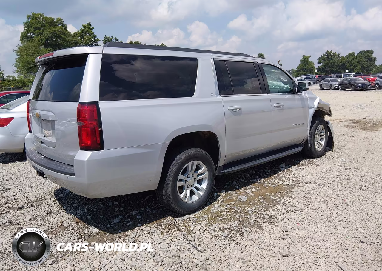 2019 Chevrolet Suburban Lt VIN:1GNSKHKC0KR285314 - 4