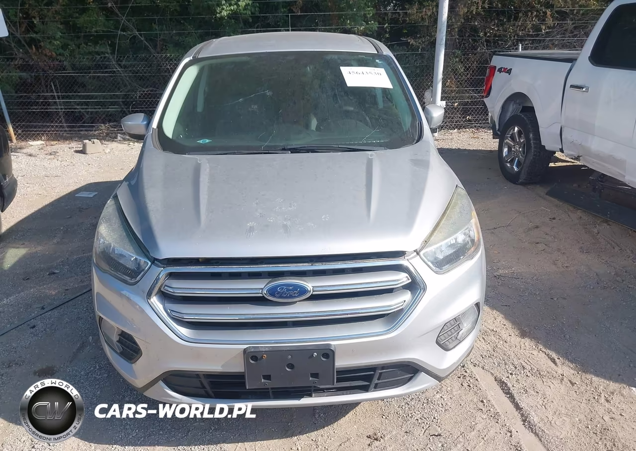 2017 Ford Escape Se VIN:1FMCU0GD9HUB00401 - 6