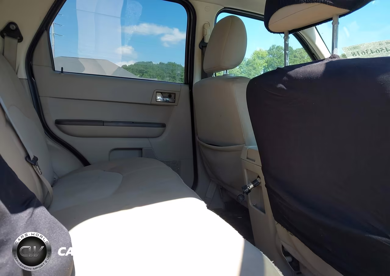 2008 Mercury Mariner V6 VIN:4M2CU81118KJ47672 - 8