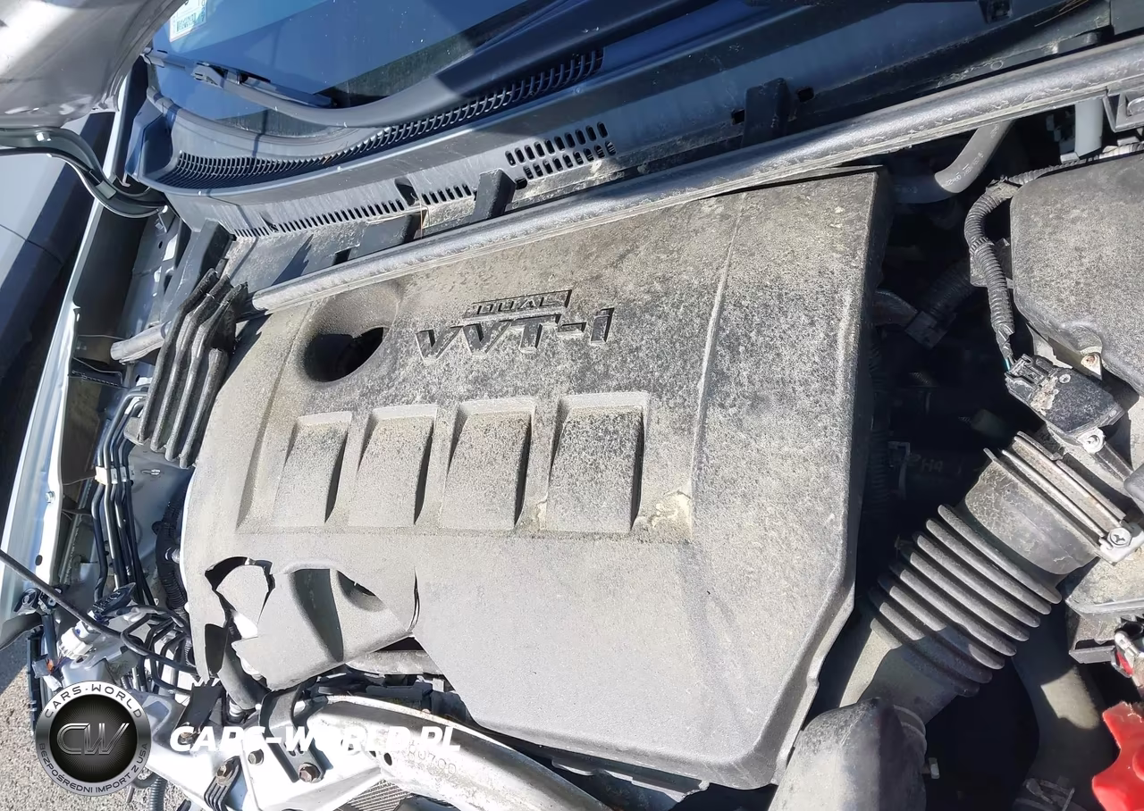 2018 Toyota Corolla Le VIN:2T1BURHE0JC061616 - 10