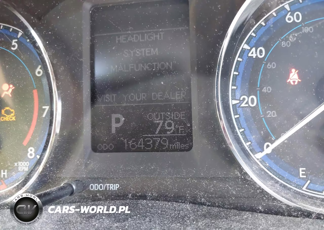 2018 Toyota Corolla Le VIN:2T1BURHE0JC061616 - 7