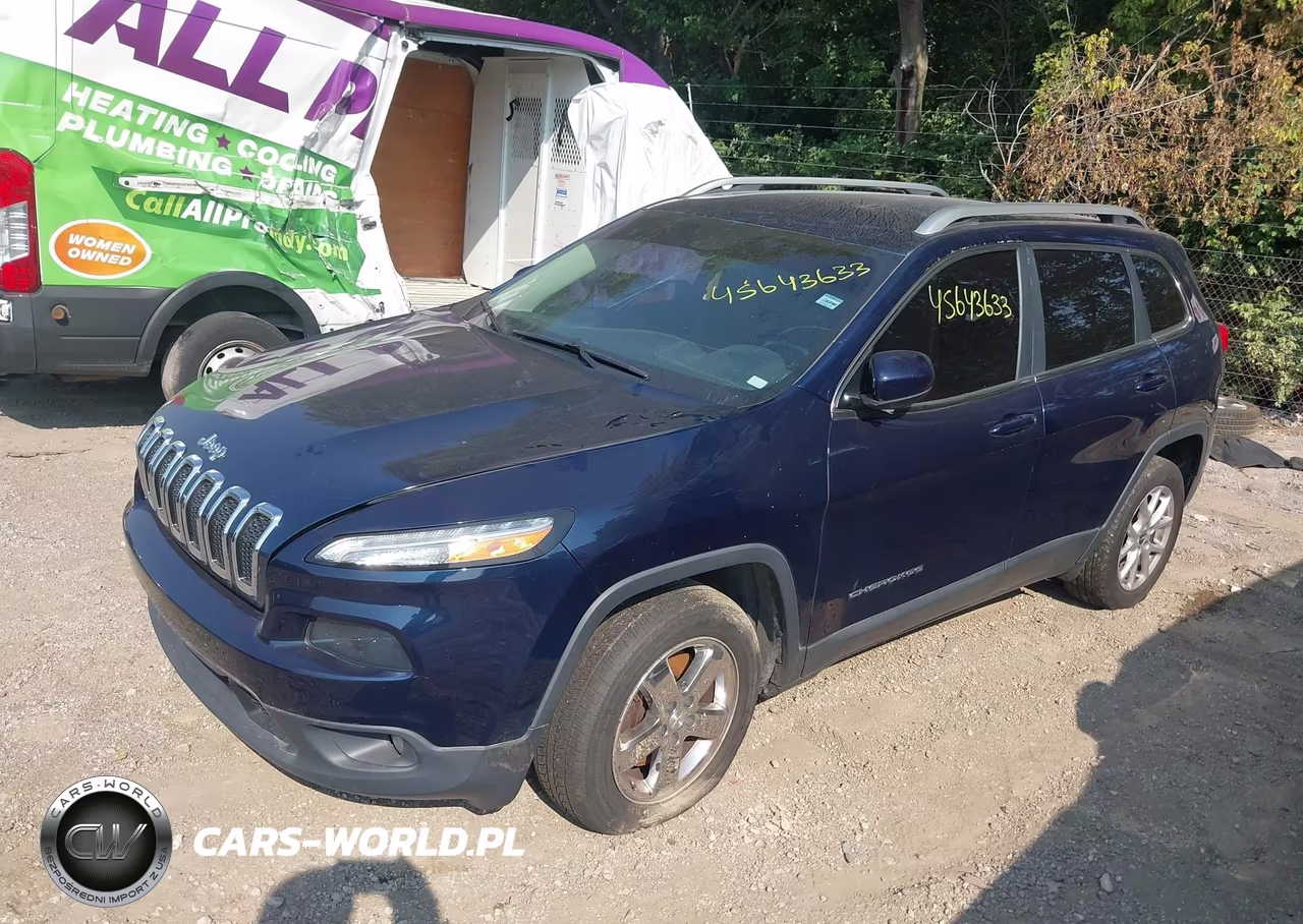 2015 Jeep Cherokee Latitude VIN:1C4PJLCB7FW712098 - 2