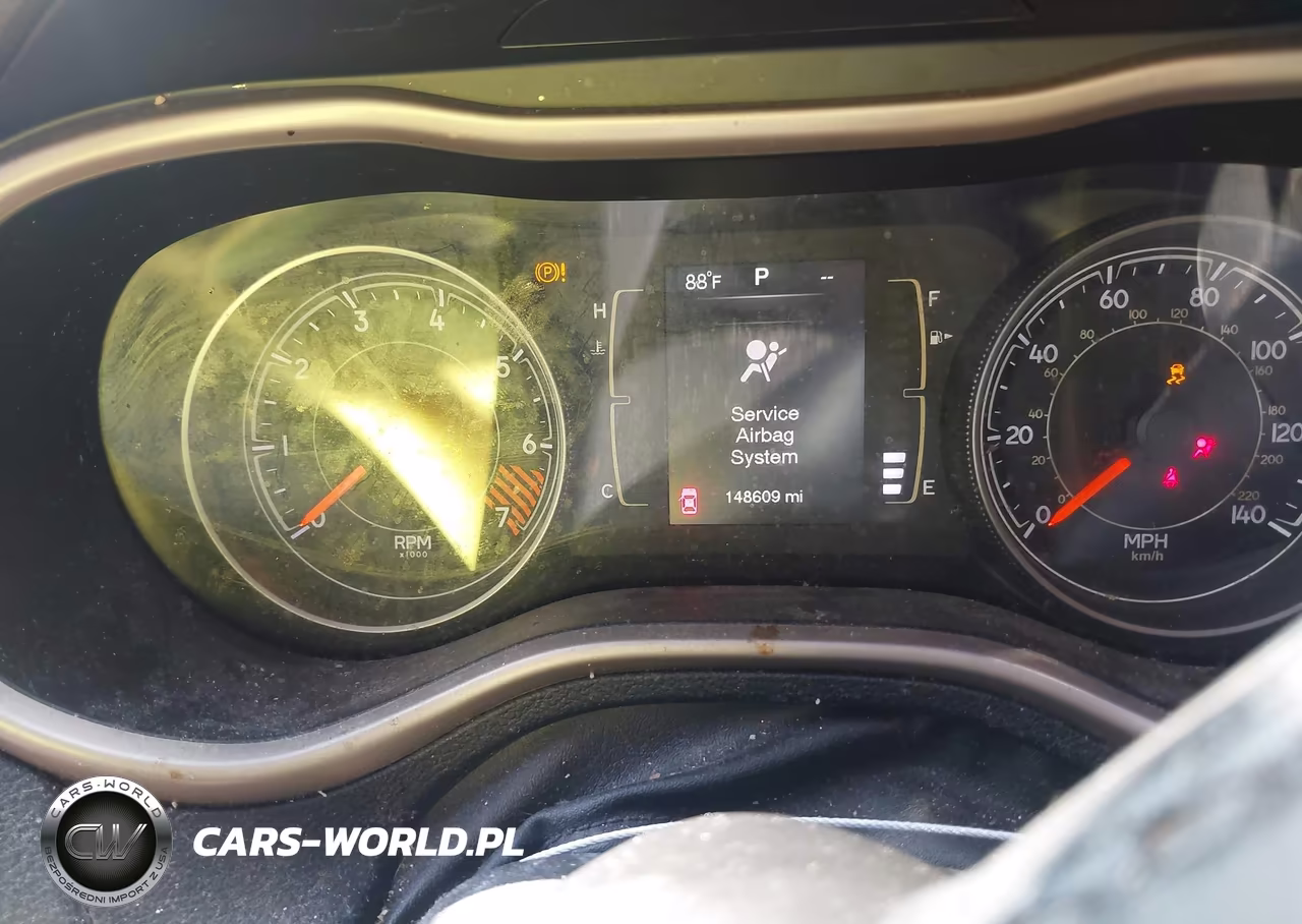 2015 Jeep Cherokee Latitude VIN:1C4PJLCB7FW712098 - 7