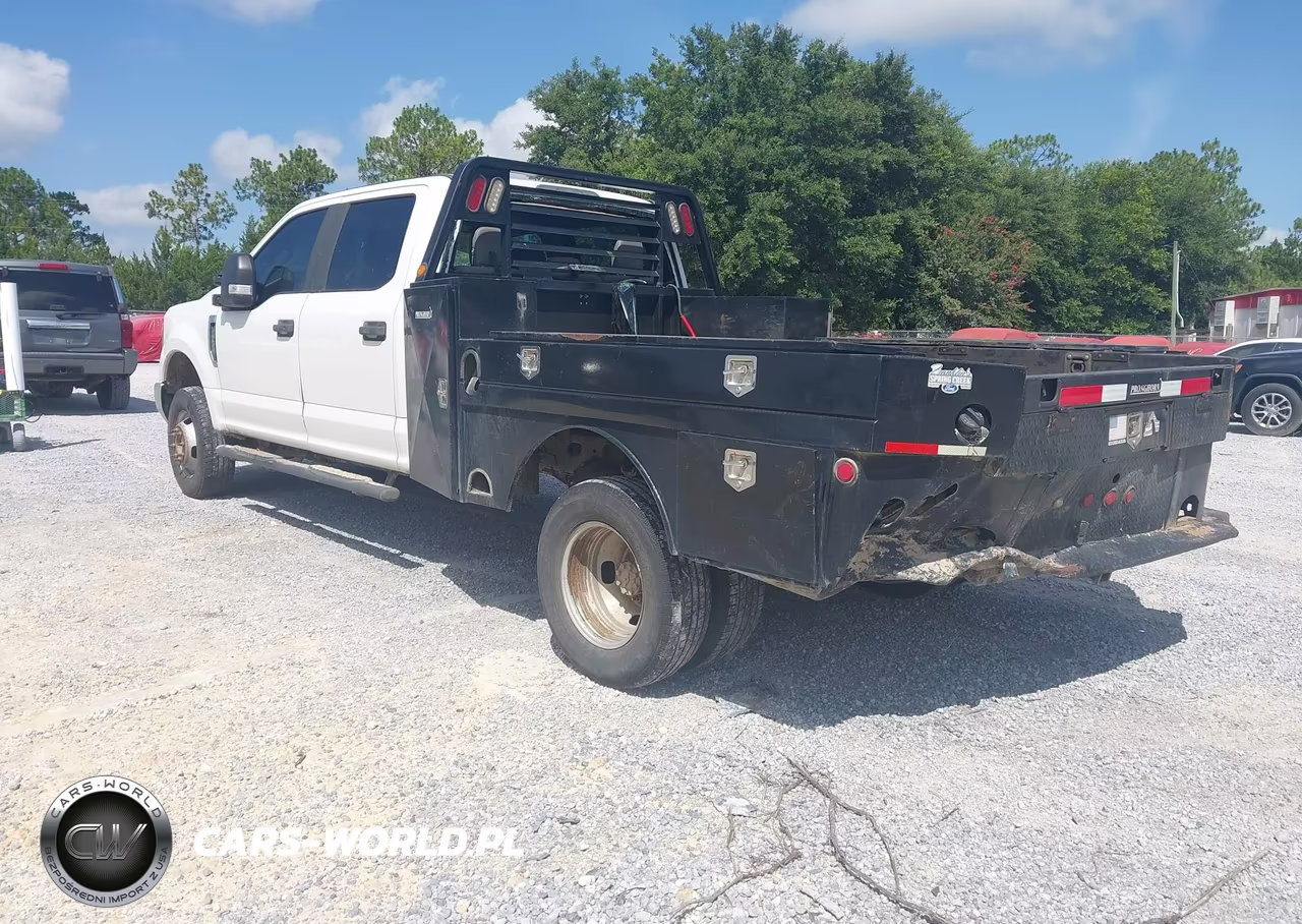 2017 Ford F-350 Chassis Xl VIN:1FD8W3H62HEC51446 - 3