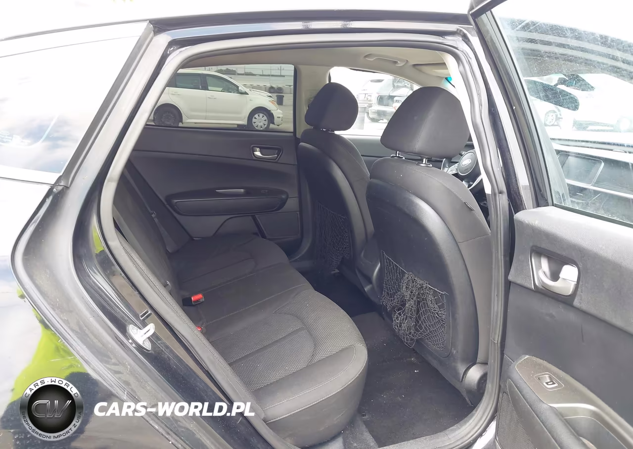 2019 Kia Optima Lx VIN:5XXGT4L31KG312493 - 8
