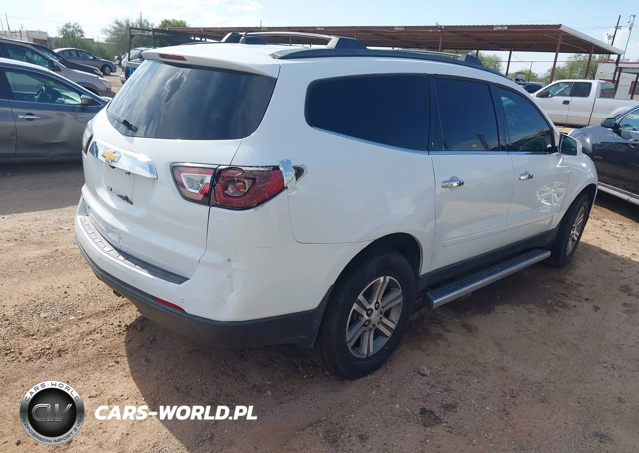 2017 Chevrolet Traverse Lt VIN:1GNKRGKD2HJ175113 - 4
