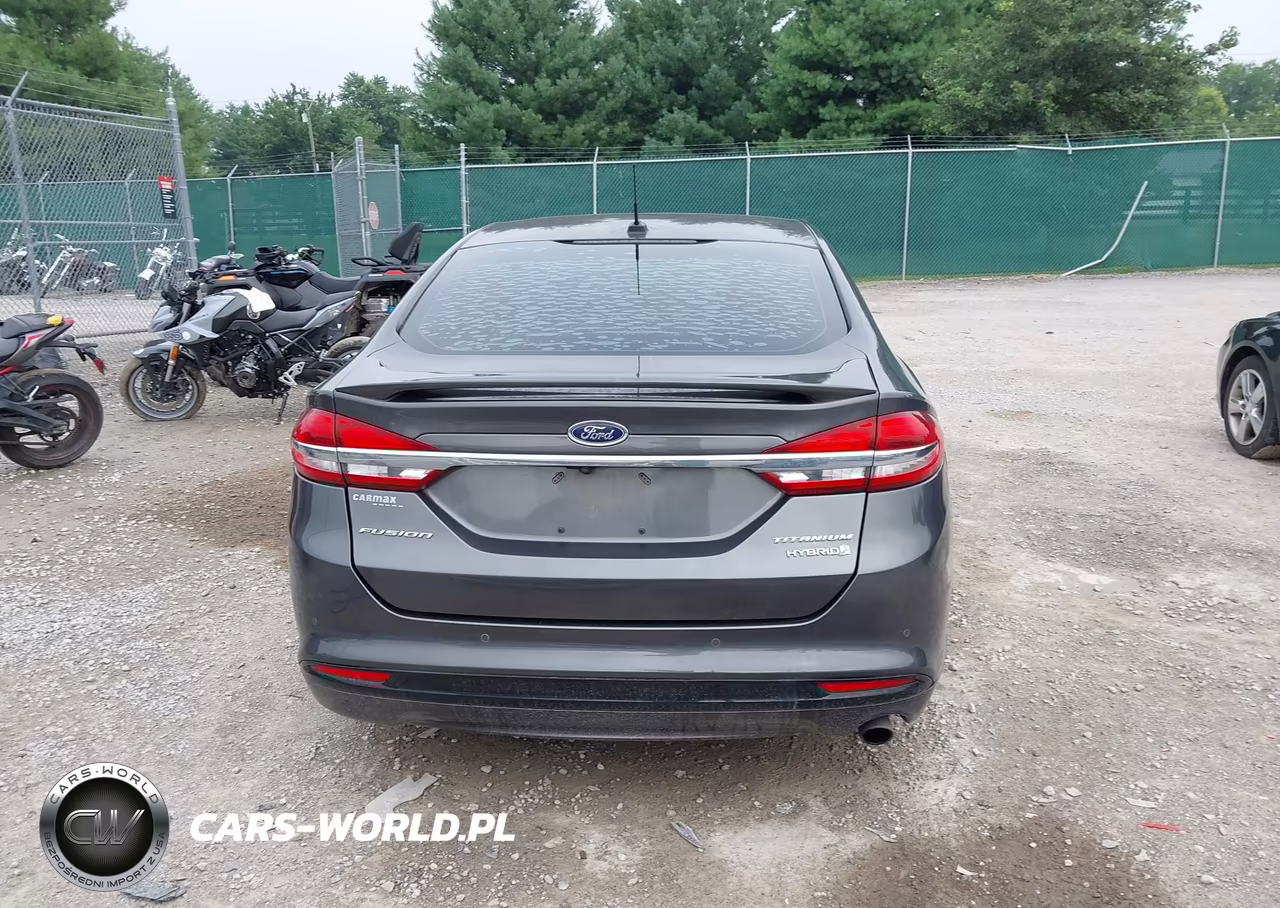 2018 Ford Fusion Hybrid Titanium VIN:3FA6P0RU6JR185917 - 16