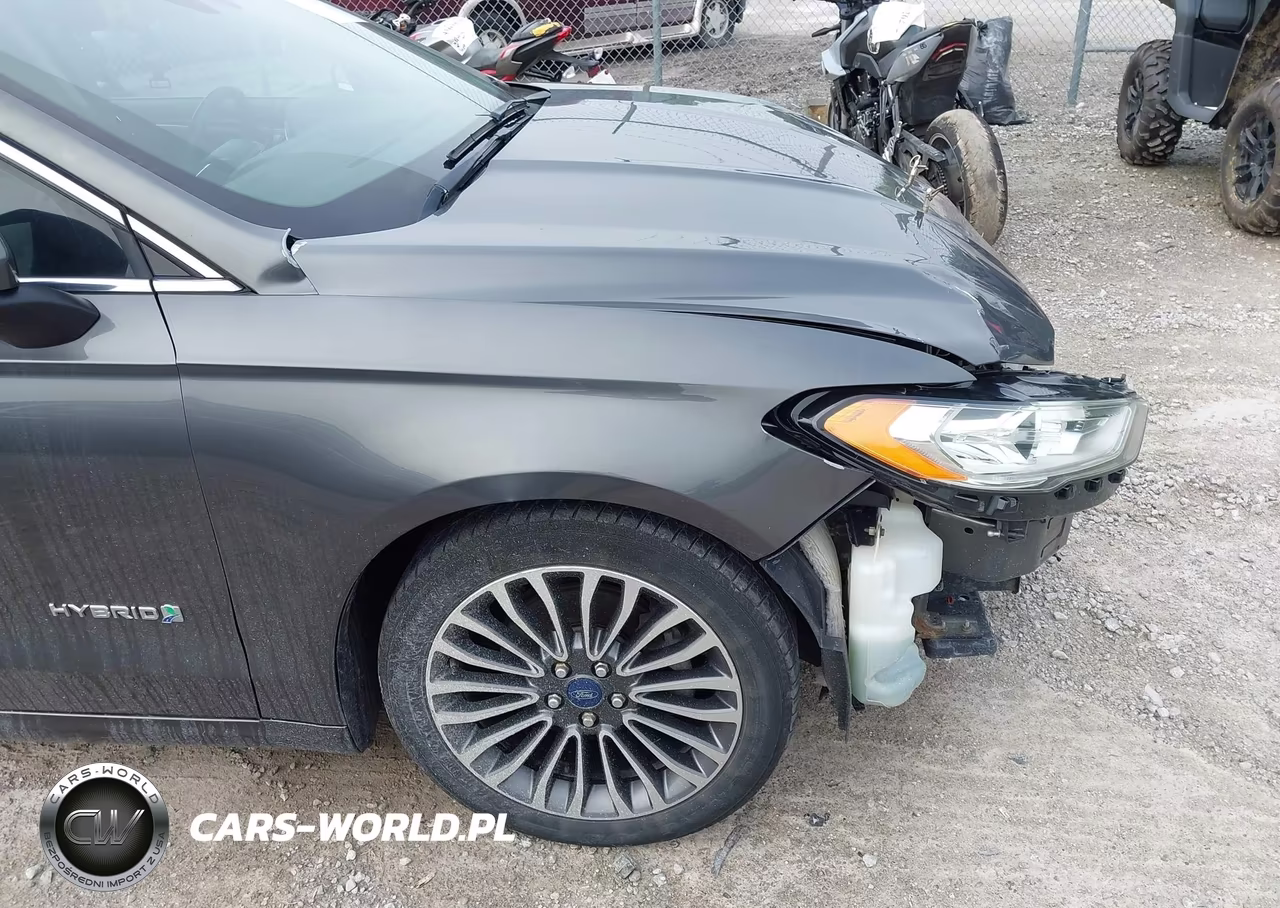 2018 Ford Fusion Hybrid Titanium VIN:3FA6P0RU6JR185917 - 21