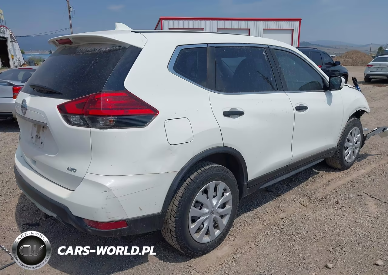 2017 Nissan Rogue S VIN:JN8AT2MV7HW013192 - 4