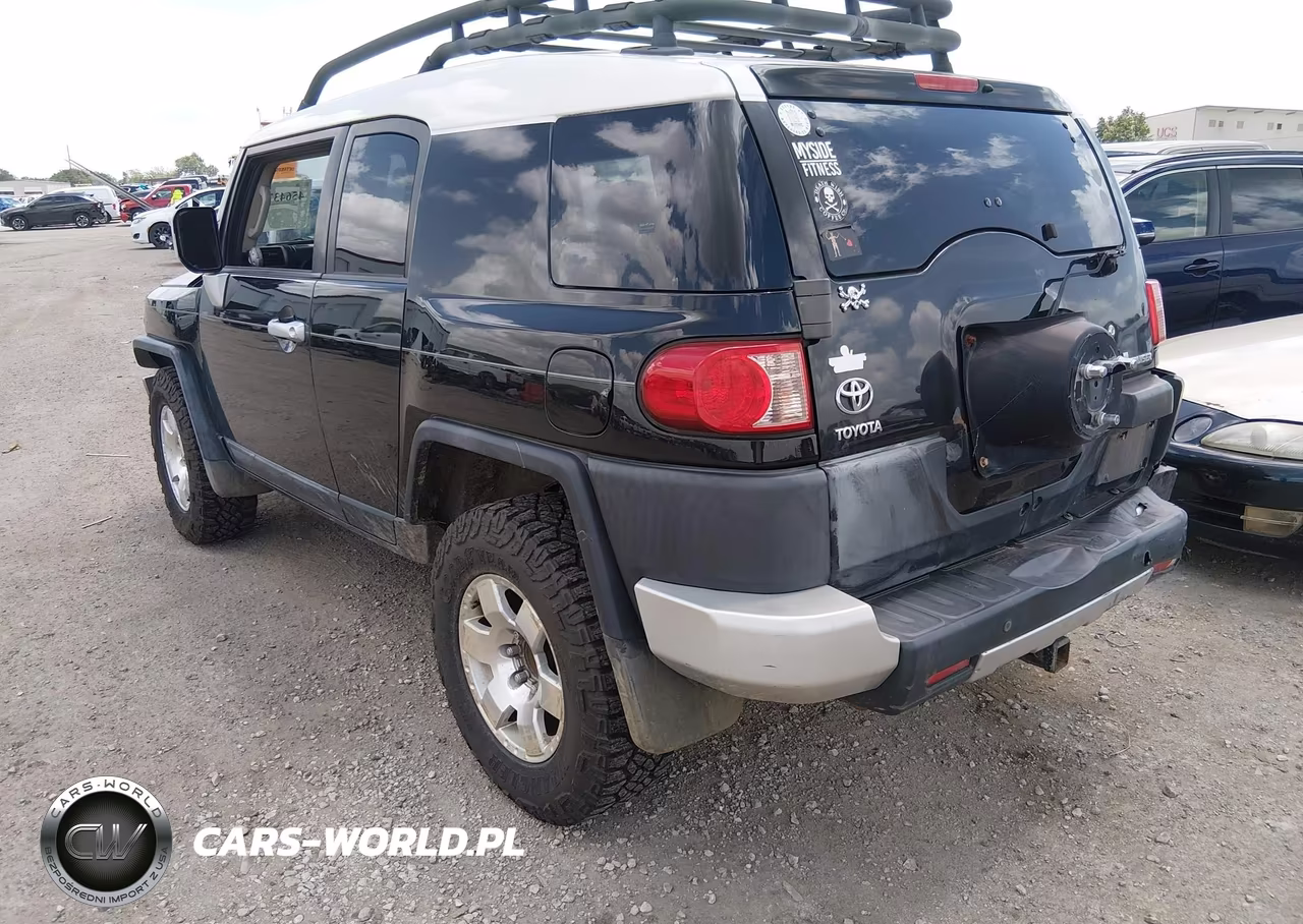 2007 Toyota Fj Cruiser VIN:JTEBU11F870073113 - 3