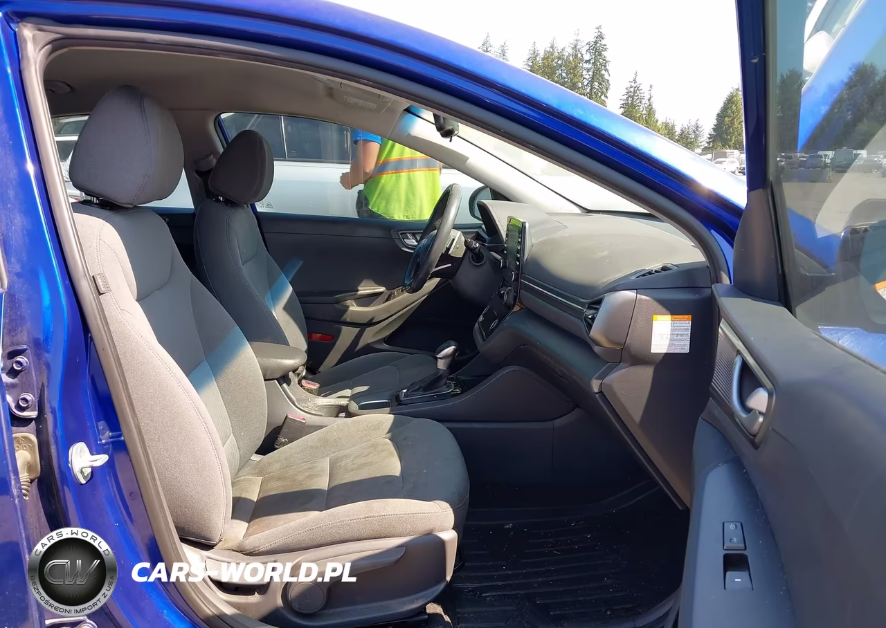 2020 Hyundai Ioniq Hybrid Se VIN:KMHC75LC6LU234812 - 5