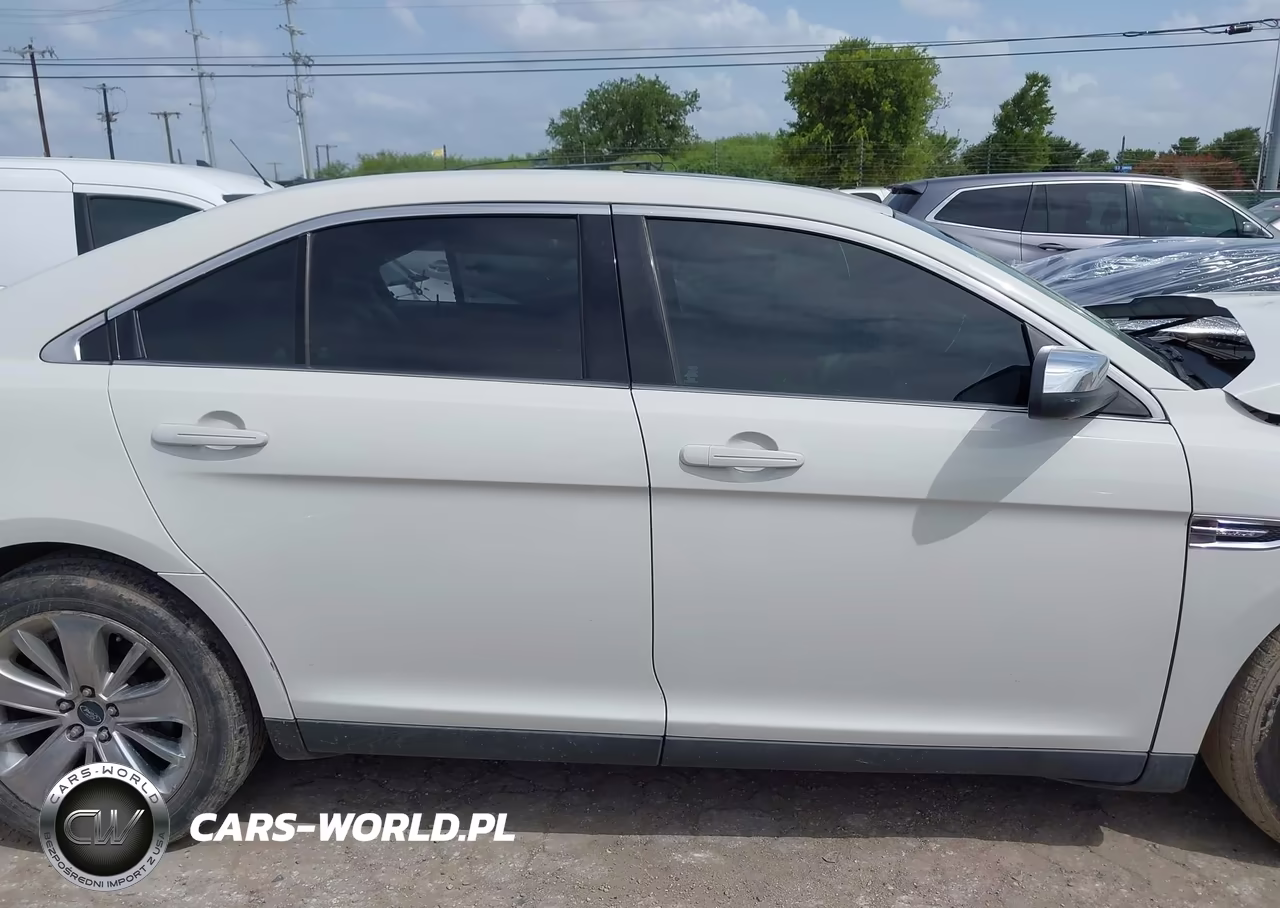 2010 Ford Taurus Limited VIN:1FAHP2FW3AG166033 - 13