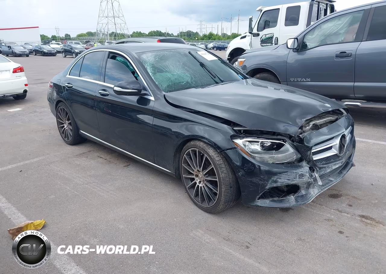 2015 Mercedes-Benz C 300 VIN:55SWF4JBXFU073143 - 1