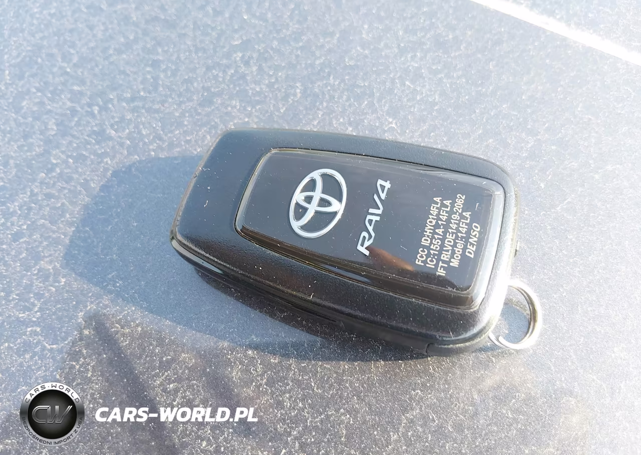 2025 Toyota Rav4 Xle Premium VIN:2T3A1RFV0SW517547 - 11