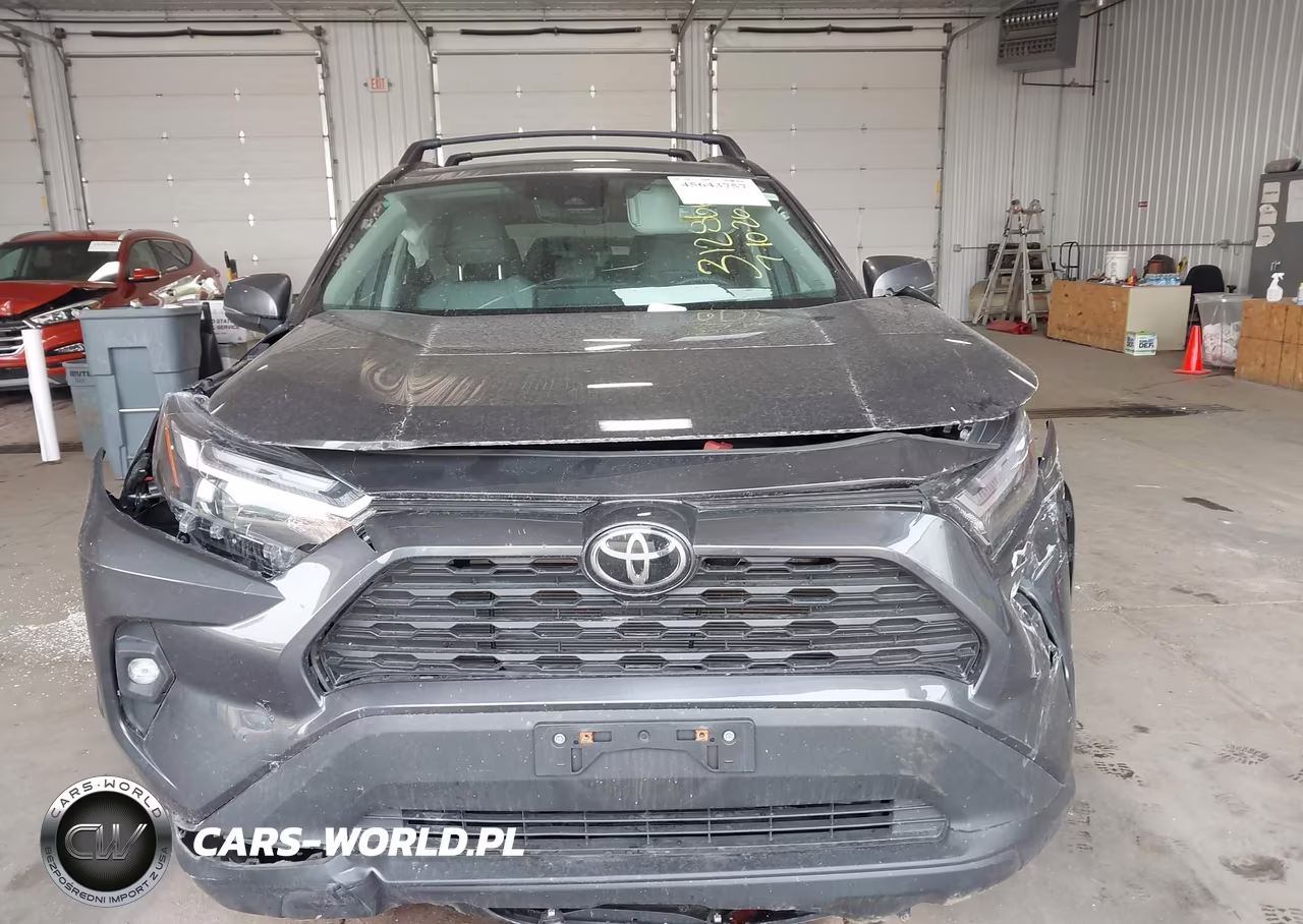 2025 Toyota Rav4 Xle Premium VIN:2T3A1RFV0SW517547 - 12