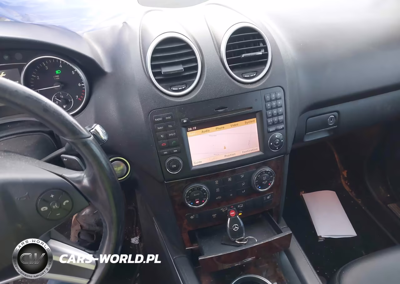 2010 Mercedes-Benz Ml 550 4Matic VIN:4JGBB7CB7AA589189 - 11