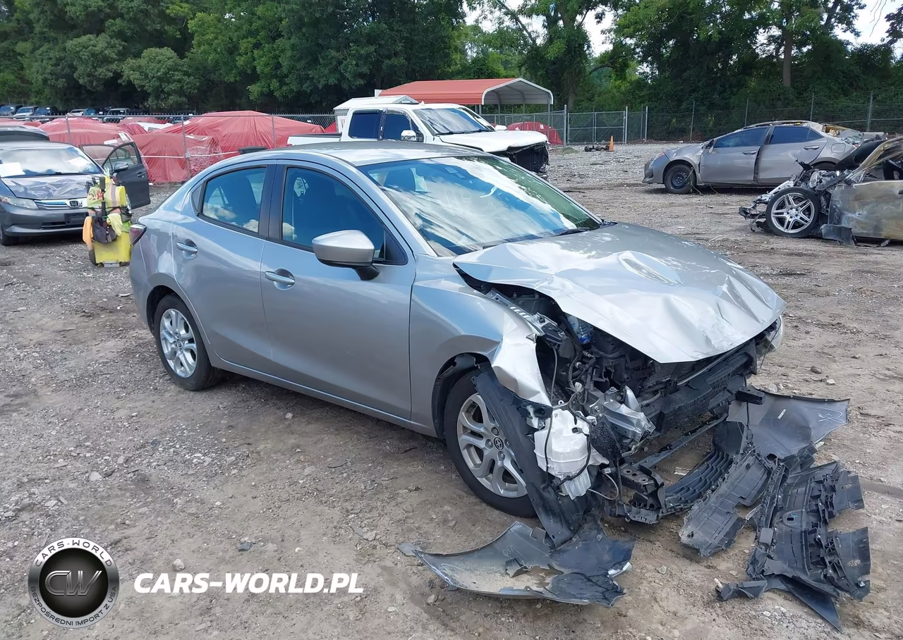 2016 Scion Ia – zdjęcie 1 z 16