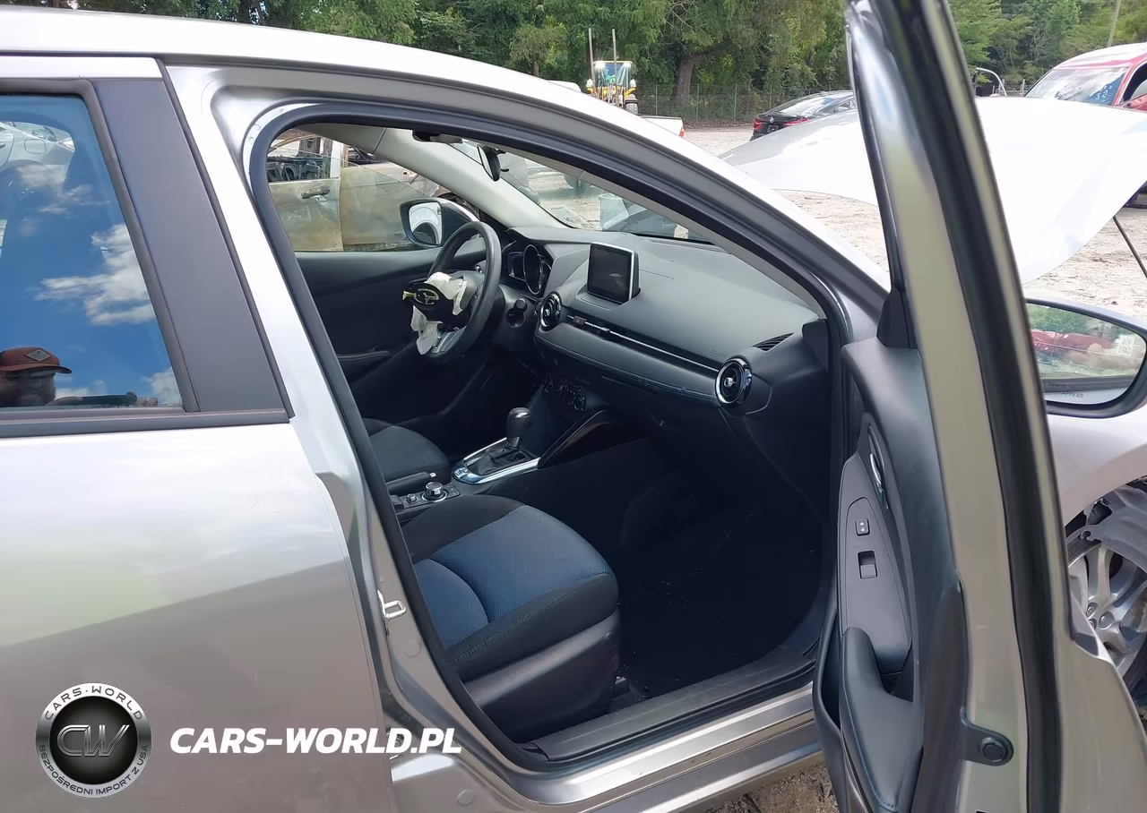 2016 Scion Ia VIN:3MYDLBZV2GY120368 - 5