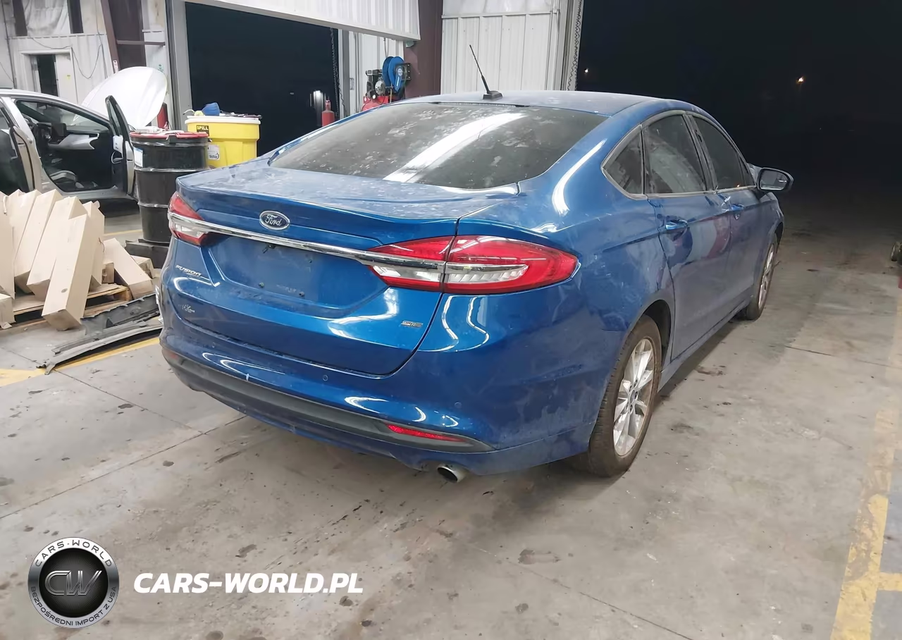 2017 Ford Fusion Se VIN:3FA6P0H79HR207382 - 4