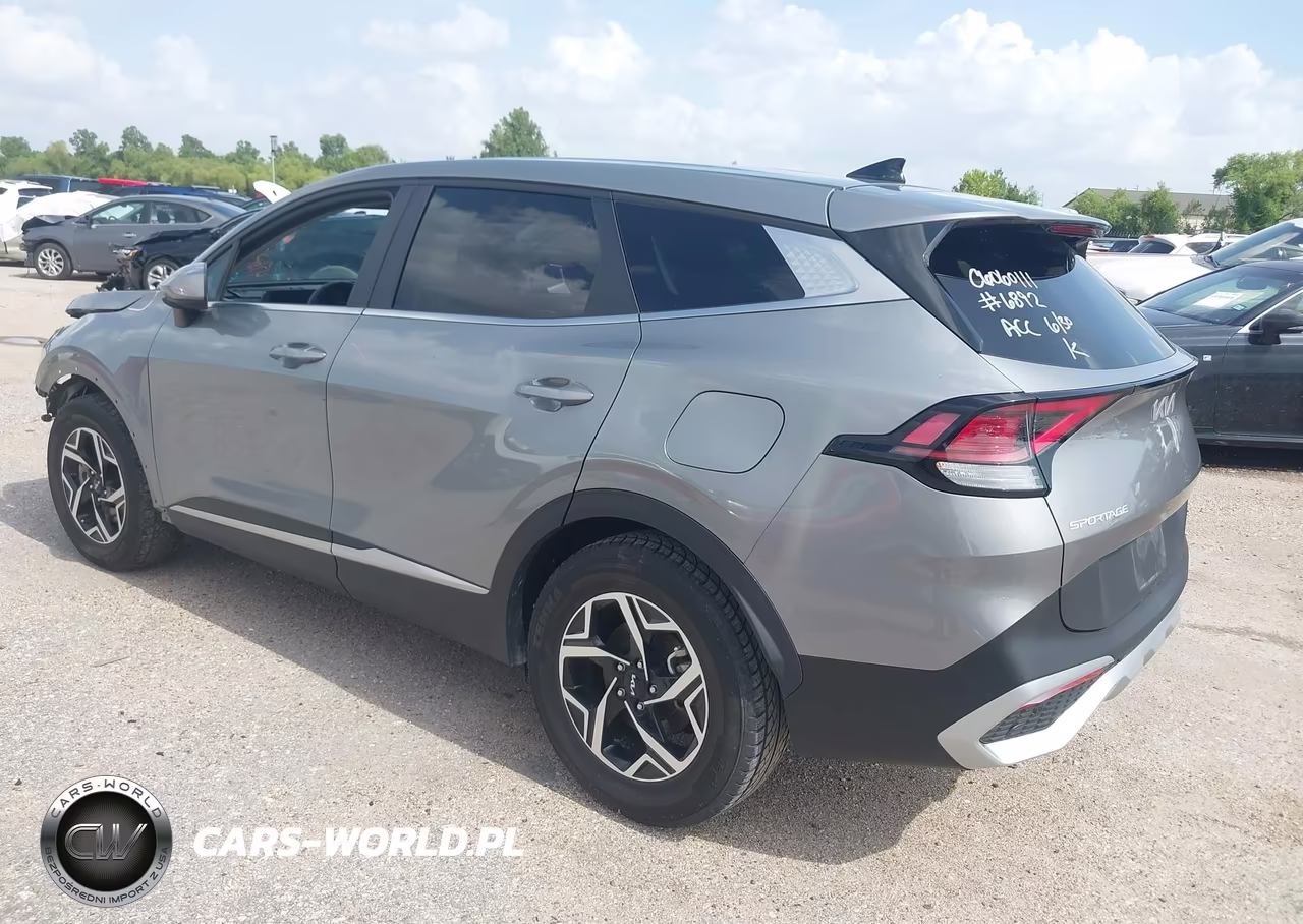2024 Kia Sportage Lx VIN:KNDPU3DF2R7216892 - 3