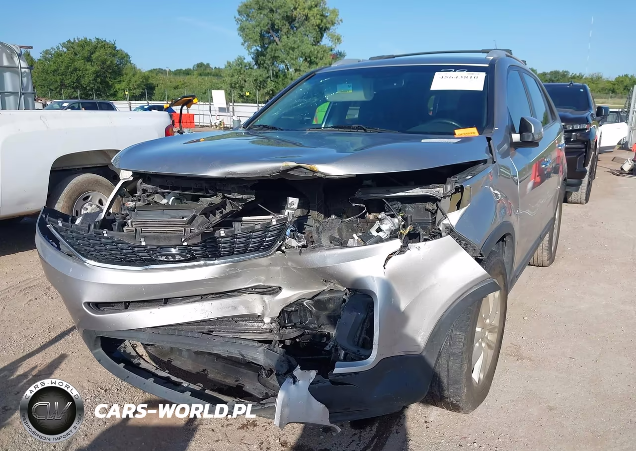 2014 Kia Sorento Lx VIN:5XYKT3A67EG447947 - 2