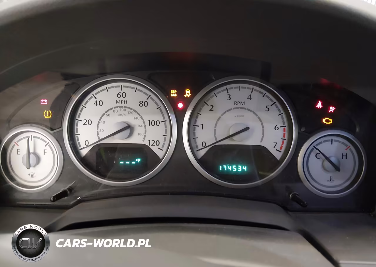 2008 Chrysler Town & Country Touring VIN:2A8HR54PX8R761772 - 7