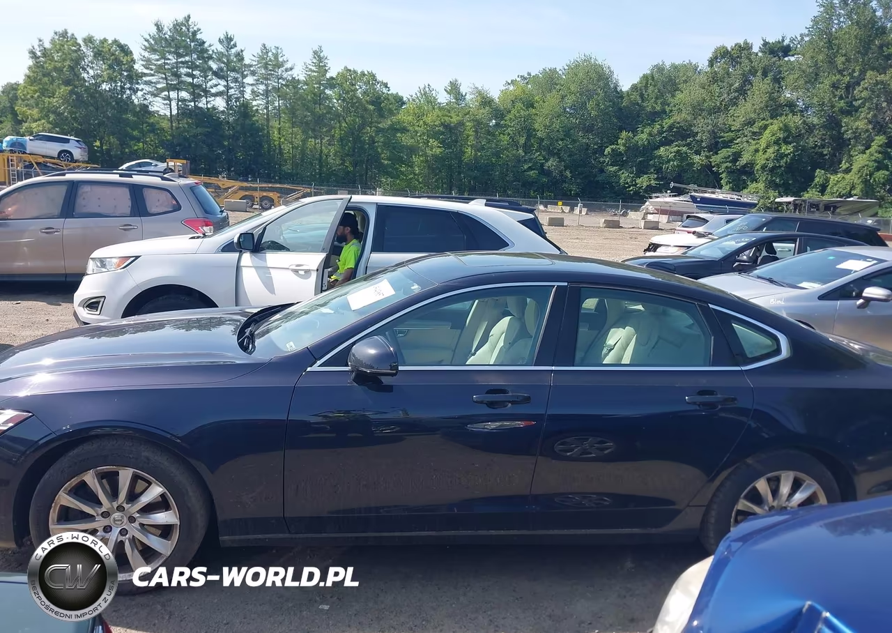 2017 Volvo S90 T6 Momentum VIN:YV1A22MK4H1005210 - 14