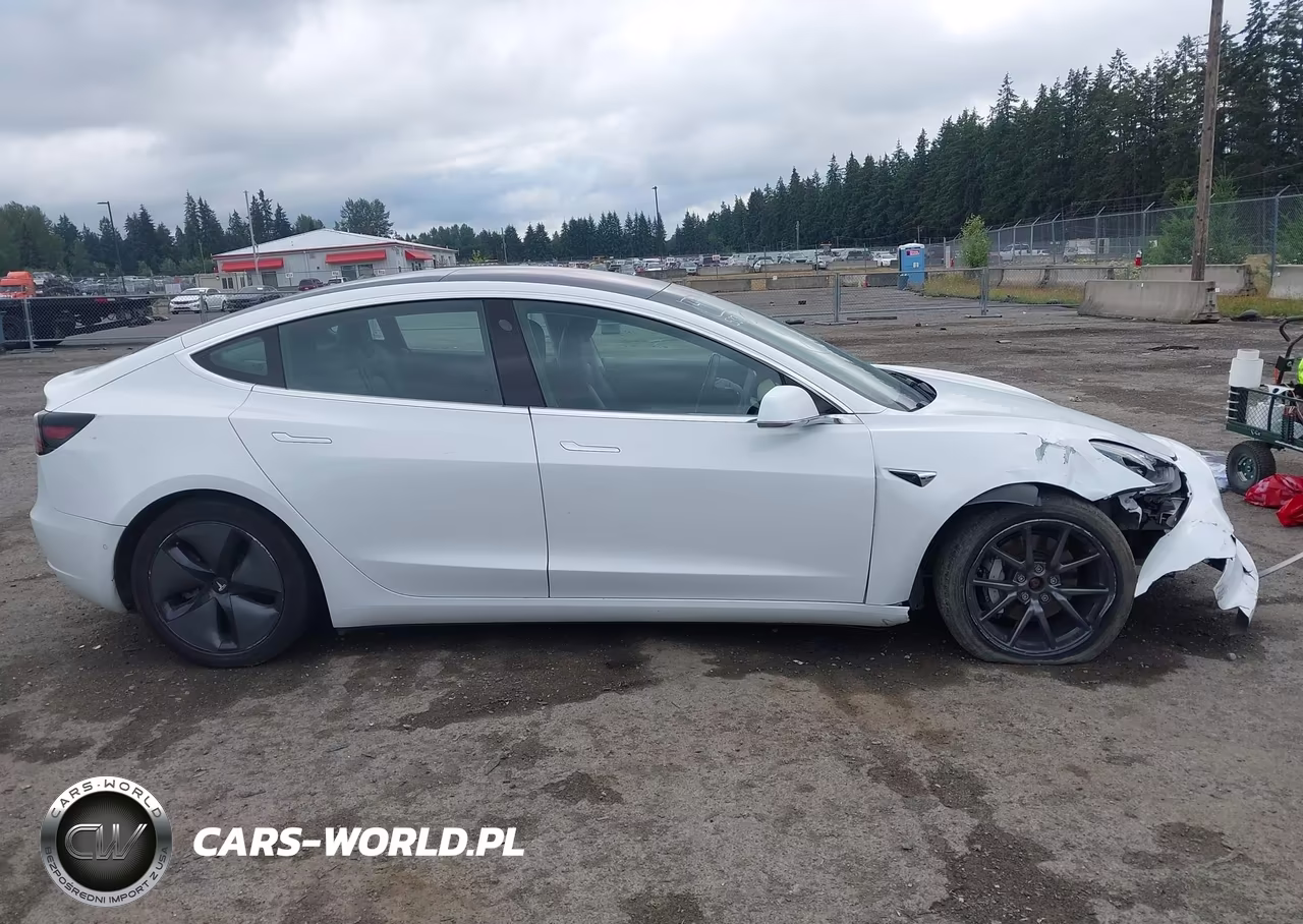 2018 Tesla Model 3 Long Range-Performance VIN:5YJ3E1EB6JF085377 - 18