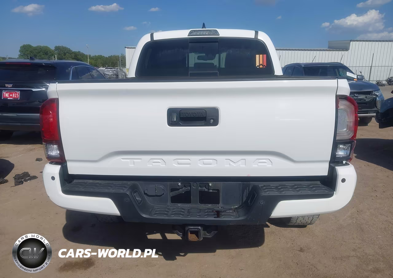 2018 Toyota Tacoma Trd Sport VIN:5TFCZ5AN2JX131126 - 17