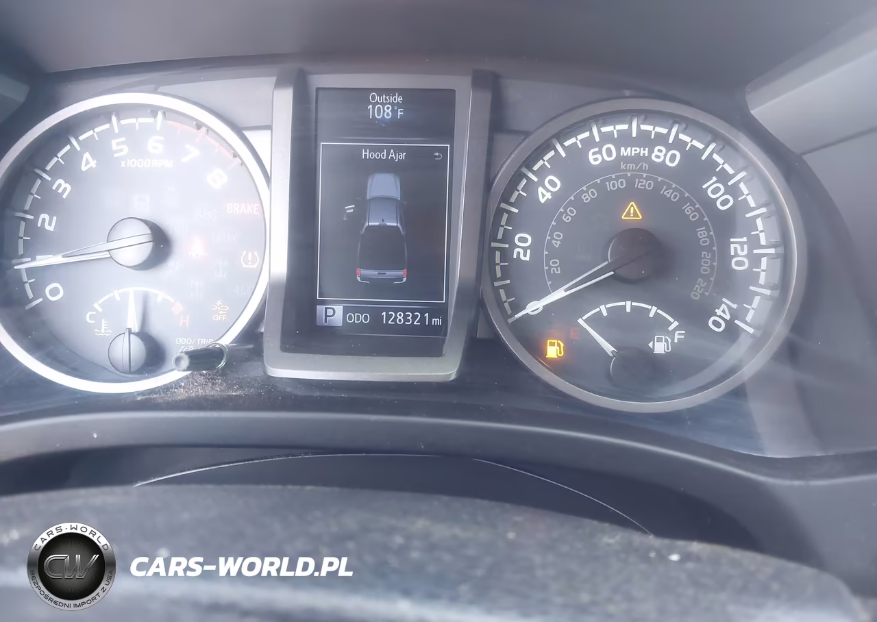 2018 Toyota Tacoma Trd Sport VIN:5TFCZ5AN2JX131126 - 7